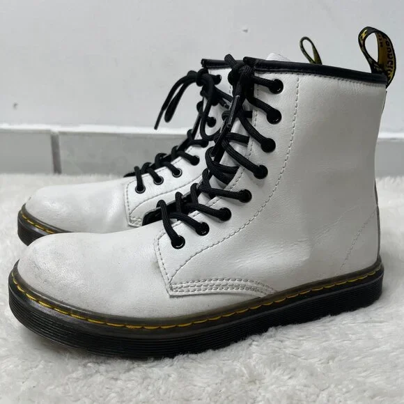 Dr. Martens | Shoes | Dr Martens Womens White Zavala Vintage  display picture 1